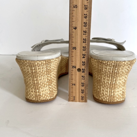 Stuart Weitzman Slide - Picture 3 of 7